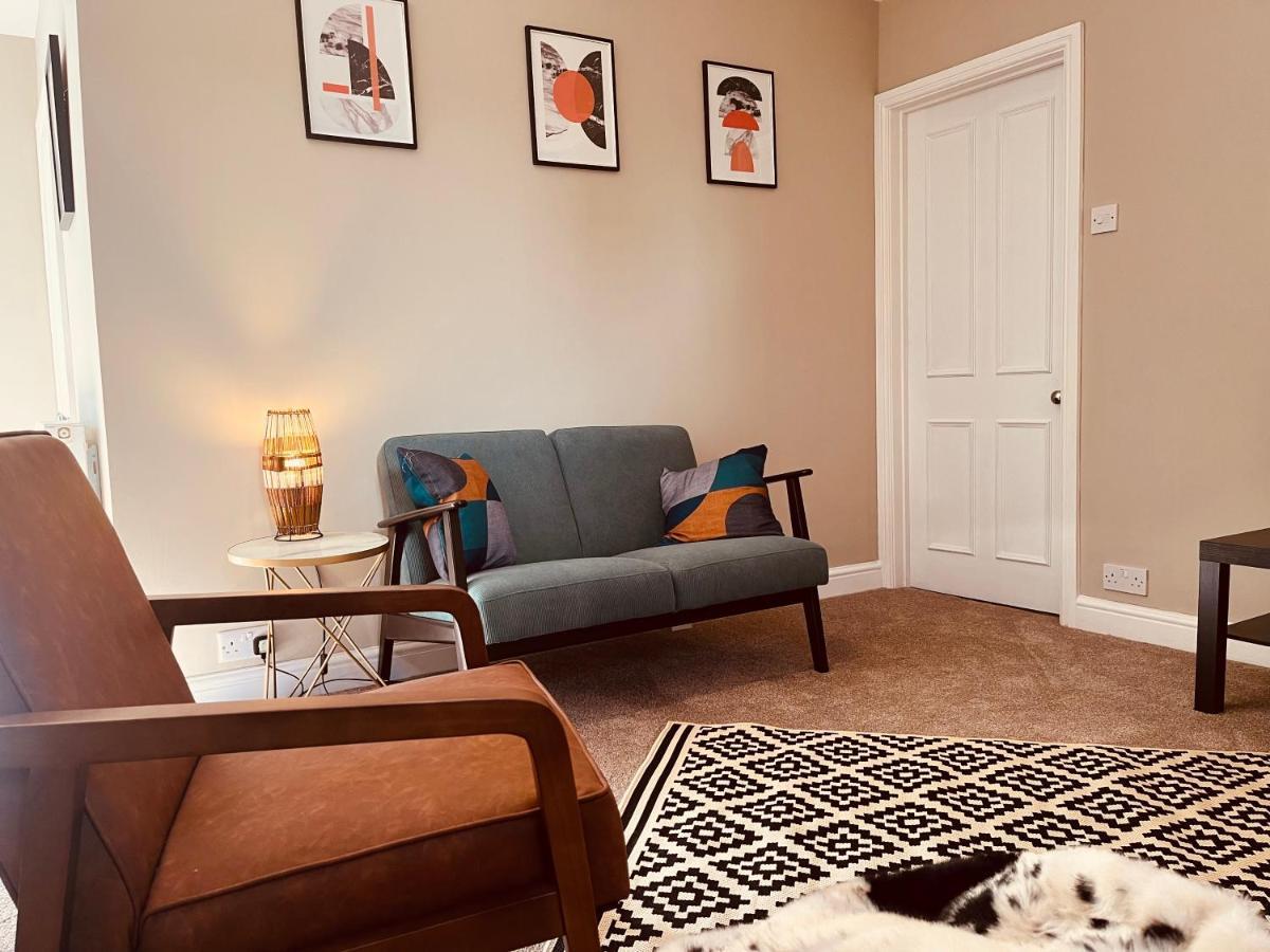 Picton-House Otel Llandowror Dış mekan fotoğraf